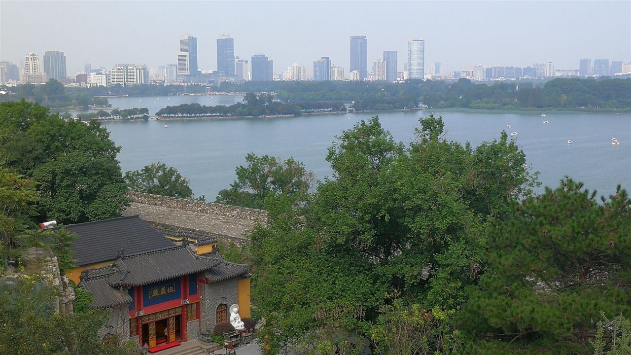 Xuanwu Lake view
